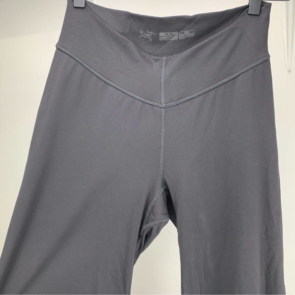 Arc’teryx Wide Leg Leggings - Picture 5 of 9